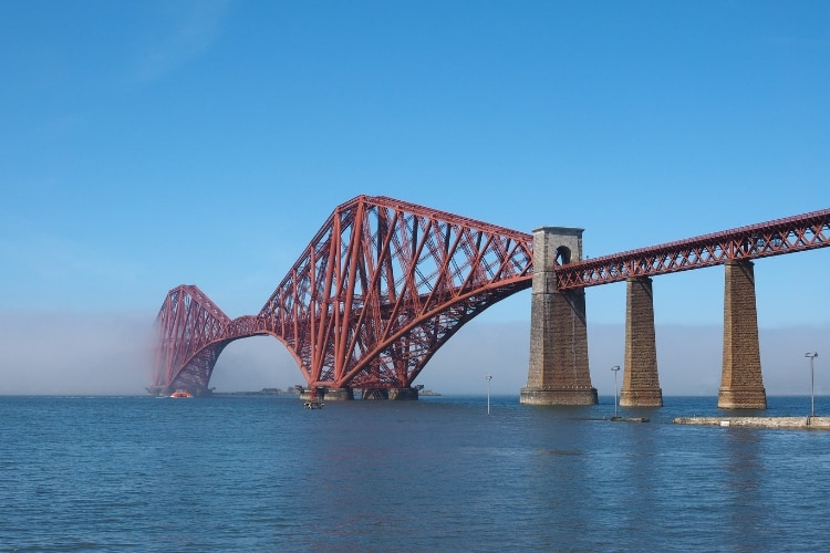 The Fort Bridge over the Firth of Forth